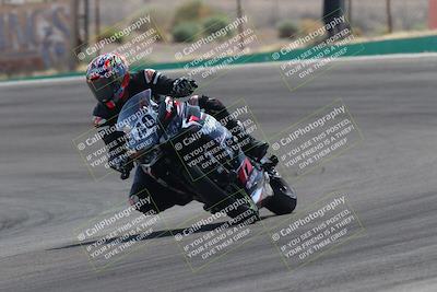 media/Apr-20-2025-AHRMA (Sun) [[393a79c373]]/Race/Group 12/Turn 4b/